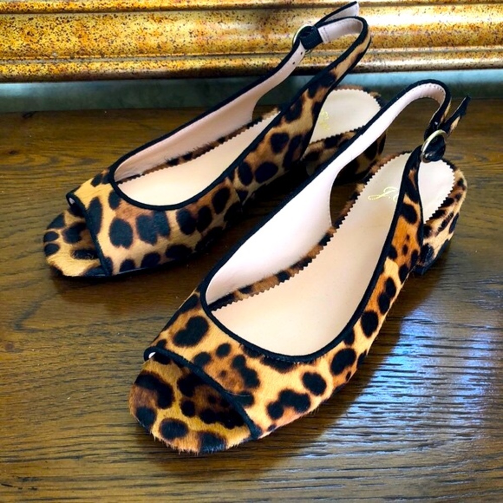 NWOT J Crew Women’s Leopard print calf hair open toe sling back shoes.  Size 6.